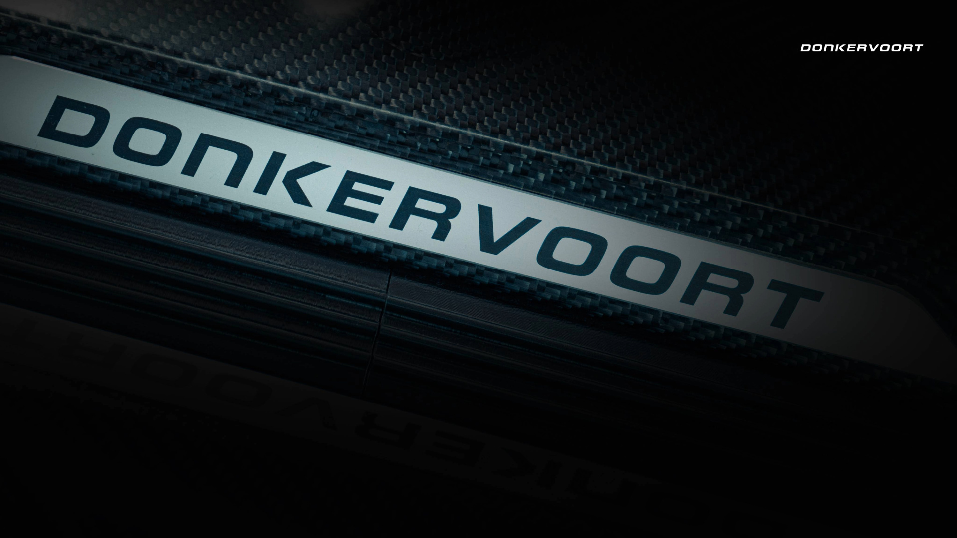 SMALL_1. Donkervoort_Teaser_P24 RS
